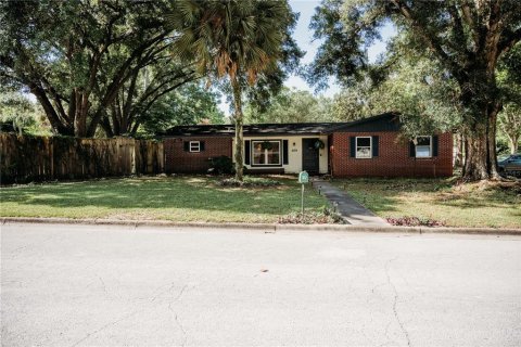 Casa en venta en Gainesville, Florida, 3 dormitorios, 164.99 m2 № 1788027 - foto 2