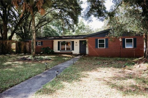 Casa en venta en Gainesville, Florida, 3 dormitorios, 164.99 m2 № 1788027 - foto 1