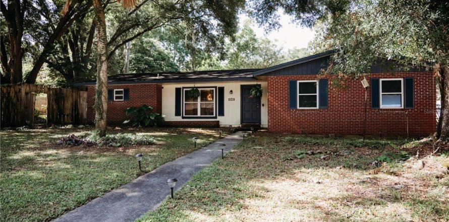Casa en Gainesville, Florida 3 dormitorios, 164.99 m2 № 1788027
