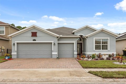 House in Davenport, Florida 4 bedrooms, 215.72 sq.m. № 2285692