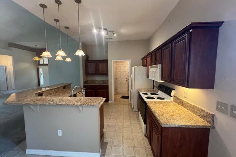 House in Ocala, Florida 3 bedrooms, 155.8 sq.m. № 1847409 - photo 4