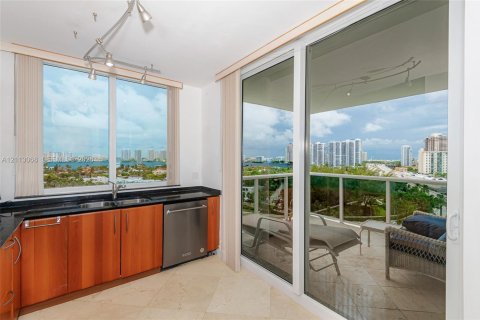 Condominio en venta en Sunny Isles Beach, Florida, 3 dormitorios, 176.51 m2 № 2434033 - foto 9