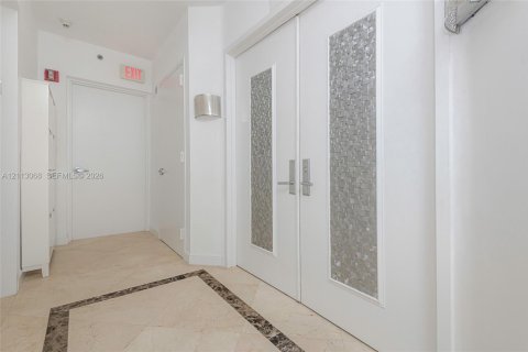 Condominio en venta en Sunny Isles Beach, Florida, 3 dormitorios, 176.51 m2 № 2434033 - foto 3