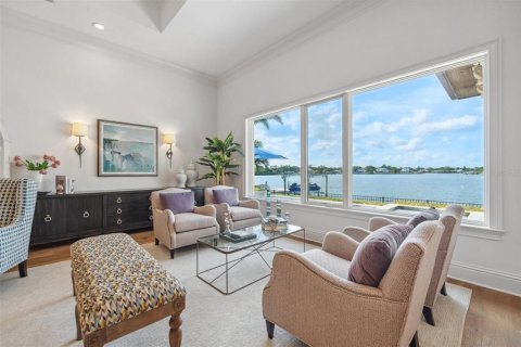 Casa en venta en Saint Petersburg, Florida, 4 dormitorios, 379.69 m2 № 1777521 - foto 26