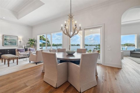 Casa en venta en Saint Petersburg, Florida, 4 dormitorios, 379.69 m2 № 1777521 - foto 27