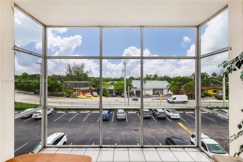 Copropriété à louer à Oakland Park, Floride: 1 chambre, 55.74 m2 № 2432180 - photo 10