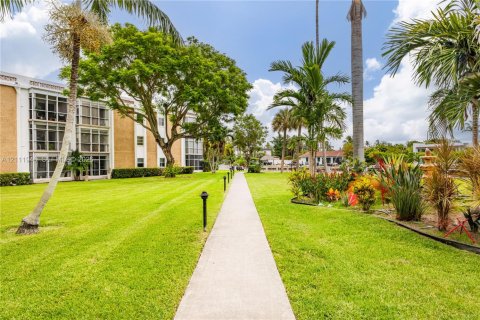 Copropriété à louer à Oakland Park, Floride: 1 chambre, 55.74 m2 № 2432180 - photo 19