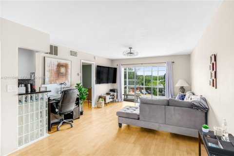 Copropriété à louer à Oakland Park, Floride: 1 chambre, 55.74 m2 № 2432180 - photo 9