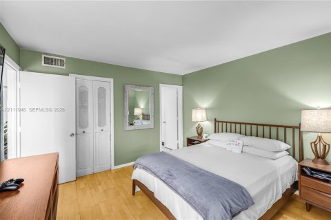 Copropriété à louer à Oakland Park, Floride: 1 chambre, 55.74 m2 № 2432180 - photo 17