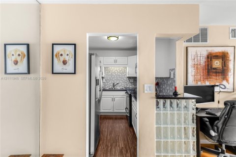 Copropriété à louer à Oakland Park, Floride: 1 chambre, 55.74 m2 № 2432180 - photo 8