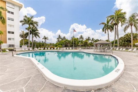 Copropriété à louer à Oakland Park, Floride: 1 chambre, 55.74 m2 № 2432180 - photo 24