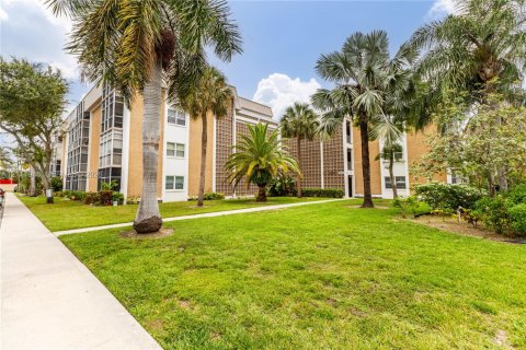 Copropriété à louer à Oakland Park, Floride: 1 chambre, 55.74 m2 № 2432180 - photo 29
