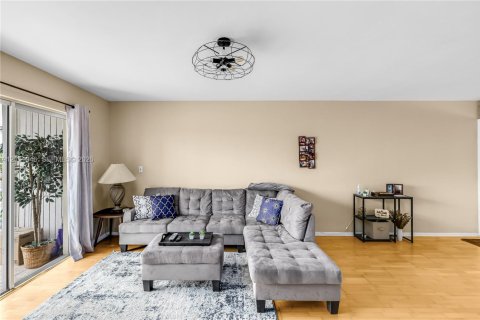 Copropriété à louer à Oakland Park, Floride: 1 chambre, 55.74 m2 № 2432180 - photo 14