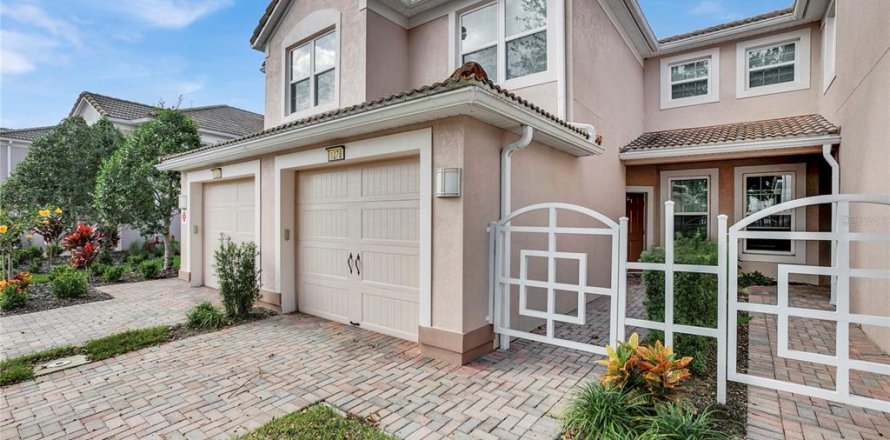 Condominio en Davenport, Florida, 2 dormitorios № 1841928