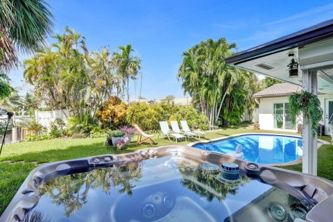 Villa ou maison à vendre à Lighthouse Point, Floride: 5 chambres, 230.58 m2 № 2082043 - photo 21