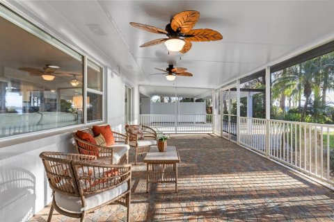 Casa en venta en Tavares, Florida, 4 dormitorios, 214.79 m2 № 1511345 - foto 12