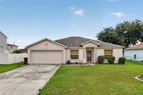 Villa ou maison à Kissimmee, Floride 3 chambres, 156.35 m2 № 2344888