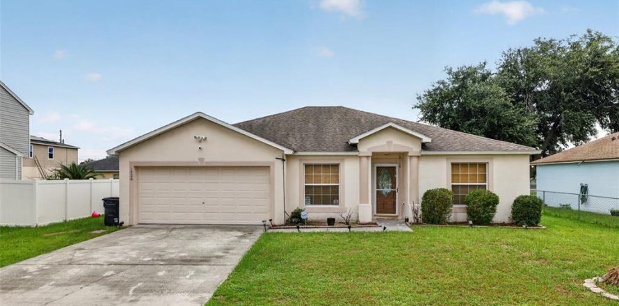 Villa ou maison à Kissimmee, Floride 3 chambres, 156.35 m2 № 2344888