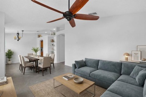 Villa ou maison à vendre à Kissimmee, Floride: 3 chambres, 156.35 m2 № 2344888 - photo 8