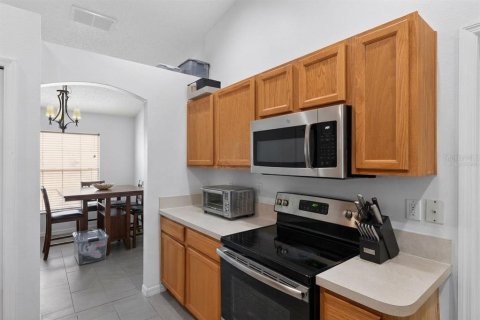 Villa ou maison à vendre à Kissimmee, Floride: 3 chambres, 156.35 m2 № 2344888 - photo 6
