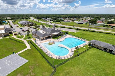 Villa ou maison à vendre à Kissimmee, Floride: 3 chambres, 156.35 m2 № 2344888 - photo 26