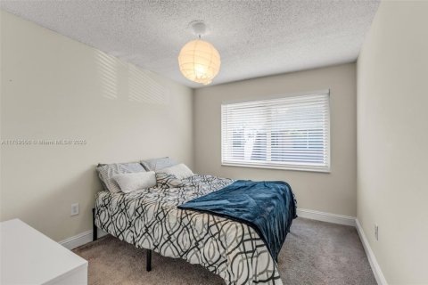 Купить таунхаус в Майами, Флорида 3 спальни, 151.43м2, № 1993365 - фото 11