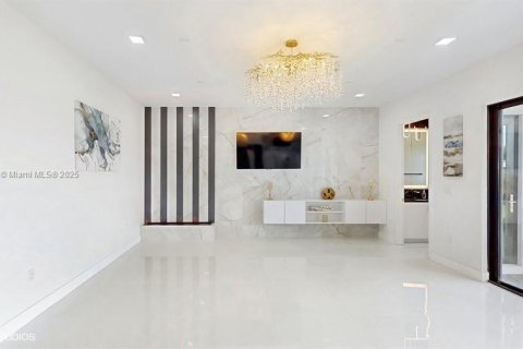 House in Boca Raton, Florida 5 bedrooms, 432 sq.m. № 1927134 - photo 4