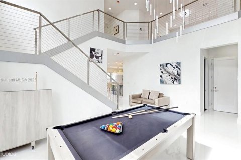 House in Boca Raton, Florida 5 bedrooms, 432 sq.m. № 1927134 - photo 12