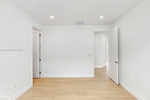 House in Boca Raton, Florida 5 bedrooms, 432 sq.m. № 1927134 - photo 22