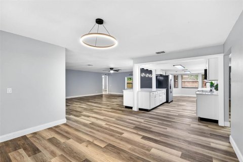 Villa ou maison à vendre à Hudson, Floride: 3 chambres, 172.98 m2 № 1898704 - photo 10