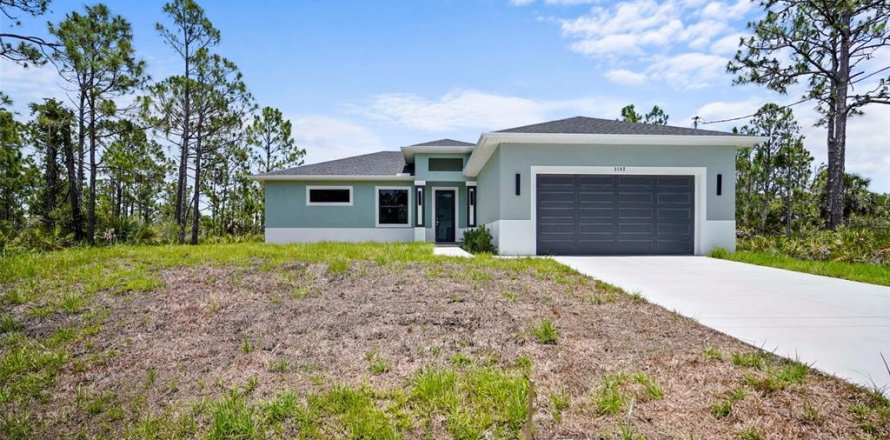 Casa en Port Charlotte, Florida 3 dormitorios, 157.93 m2 № 1789568