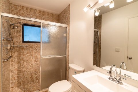 House in Delray Beach, Florida 2 bedrooms, 126.72 sq.m. № 1647600 - photo 16