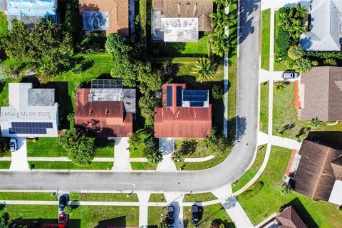 House in Delray Beach, Florida 2 bedrooms, 126.72 sq.m. № 1647600 - photo 3