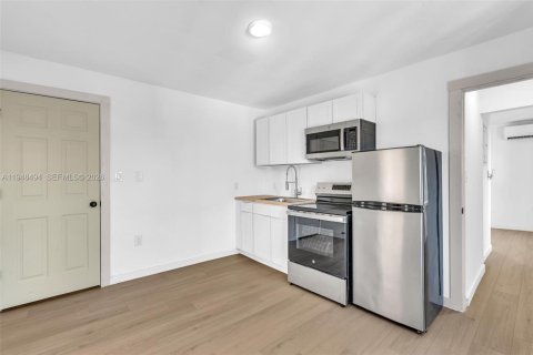 Commercial property in Fort Lauderdale, Florida № 2057478 - photo 28