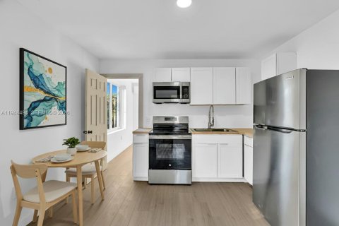 Commercial property in Fort Lauderdale, Florida № 2057478 - photo 23