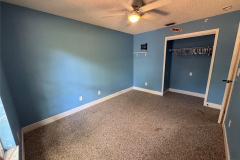 House in Cocoa, Florida 4 bedrooms, 171.68 sq.m. № 1578622 - photo 5