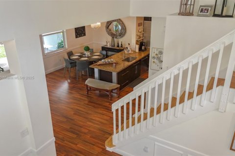 Casa en venta en Pembroke Pines, Florida, 3 dormitorios, 176.7 m2 № 1713464 - foto 11
