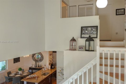 Casa en venta en Pembroke Pines, Florida, 3 dormitorios, 176.7 m2 № 1713464 - foto 10