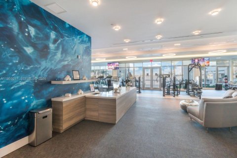 Condo in North Miami Beach, Florida, 3 bedrooms  № 2029606 - photo 15