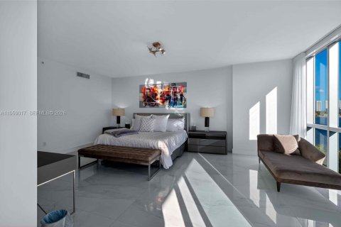 Condo in North Miami Beach, Florida, 3 bedrooms  № 2029606 - photo 26