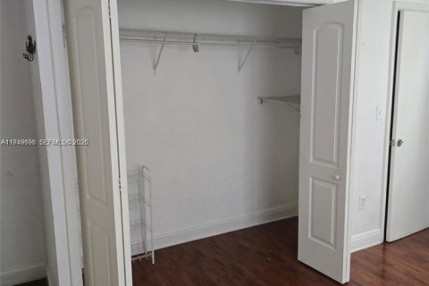 Снять в аренду кондоминиум в Майами-Бич, Флорида 1 спальня, 59.74м2, № 2005395 - фото 10