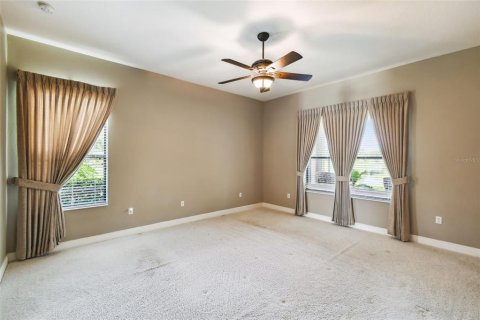House in Kissimmee, Florida 2 bedrooms, 217.67 sq.m. № 1846434 - photo 25