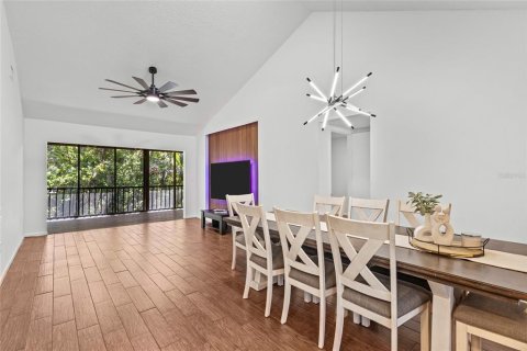 Condo in Sarasota, Florida, 3 bedrooms  № 2232871 - photo 13