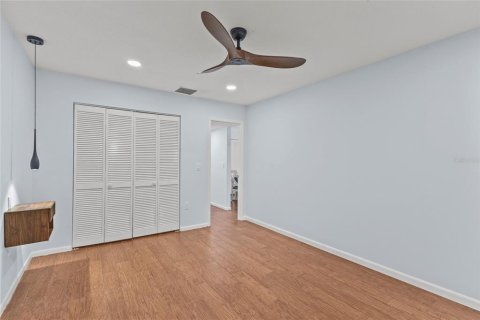 Condo in Sarasota, Florida, 3 bedrooms  № 2232871 - photo 30