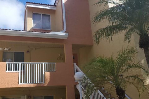 Condo in Coral Springs, Florida, 2 bedrooms  № 2068873 - photo 2