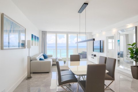 Condominio en venta en Miami Beach, Florida, 2 dormitorios, 86.4 m2 № 1951341 - foto 1