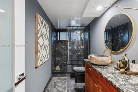 Casa en venta en Cutler Bay, Florida, 3 dormitorios, 197.97 m2 № 1993478 - foto 11