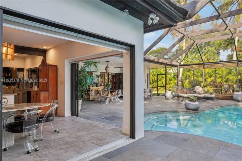 Casa en venta en Cutler Bay, Florida, 3 dormitorios, 197.97 m2 № 1993478 - foto 20
