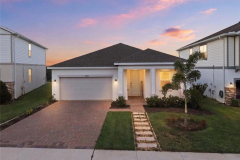 House in Groveland, Florida 4 bedrooms, 173.36 sq.m. № 2287565