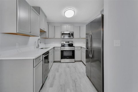 Appartement à louer à DeLand, Floride: 3 chambres, 186.73 m2 № 1755234 - photo 3